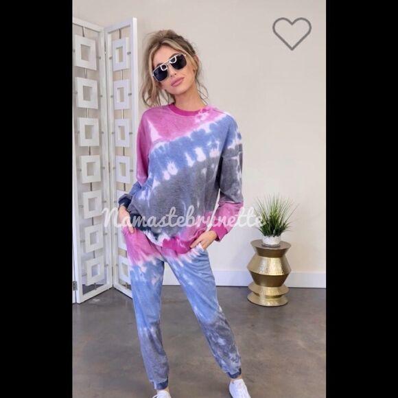 Nwt Boho Pink & Blue Tie Dye Long Sleeve Pullover Sweatshirt - Picture 4 of 13